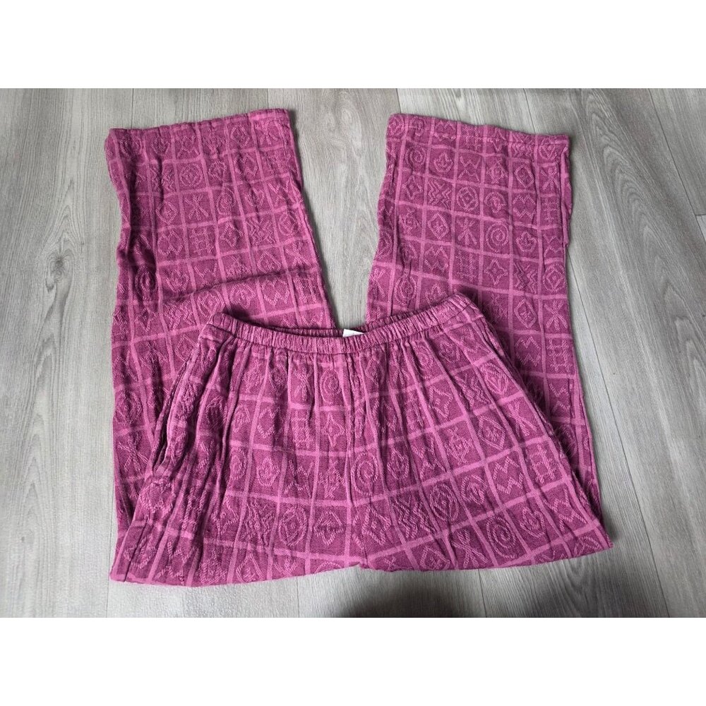 Mill Valley Clothing USA Magenta Textured Damask Print Pajama Pants Elastic Wais